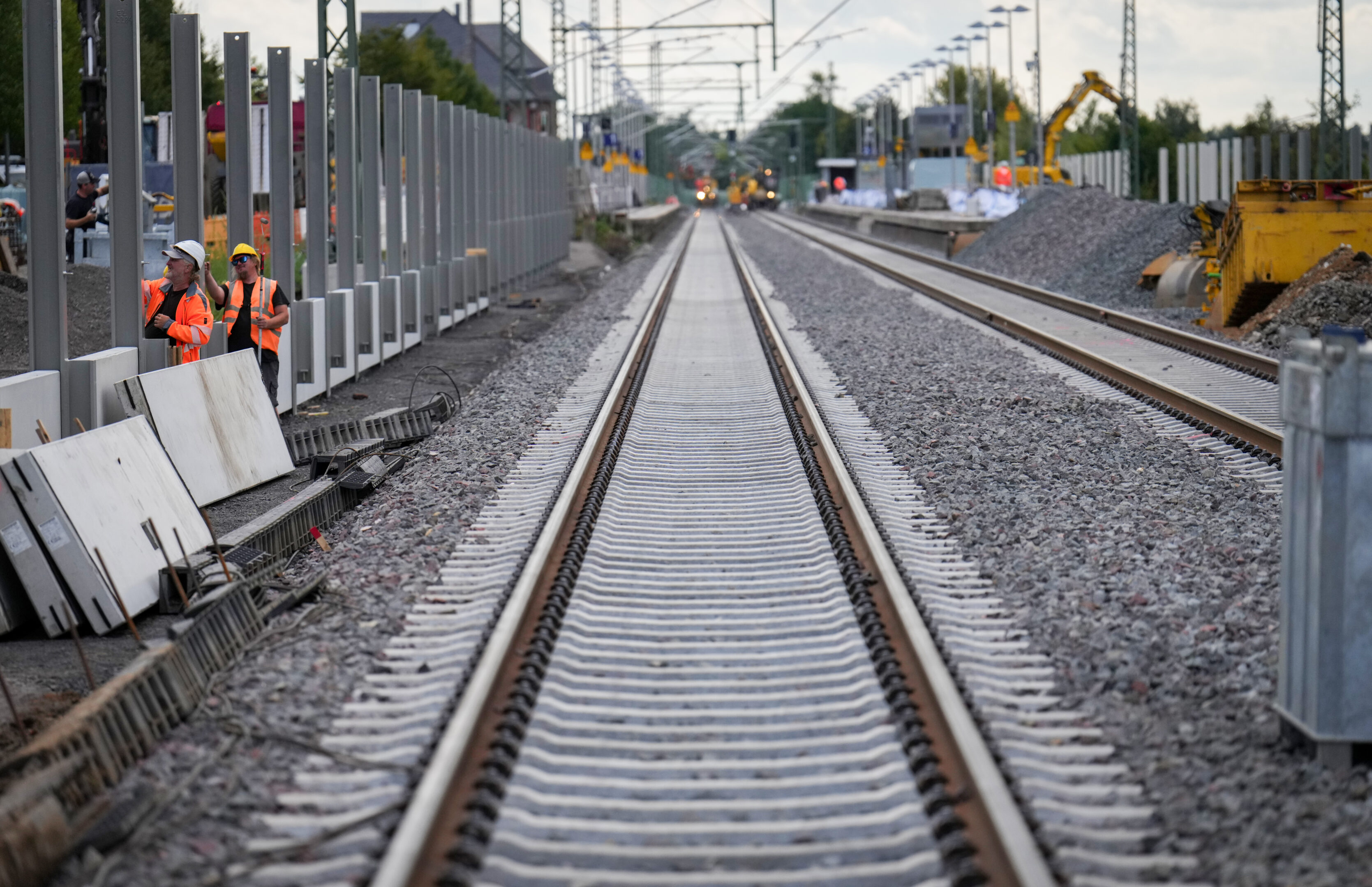 Construction of noise barriers