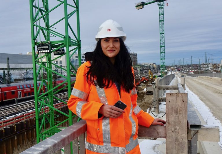 Frauenpower: Shamin Kohestani, Baubüro München 2 der Bauüberwachungszentrale