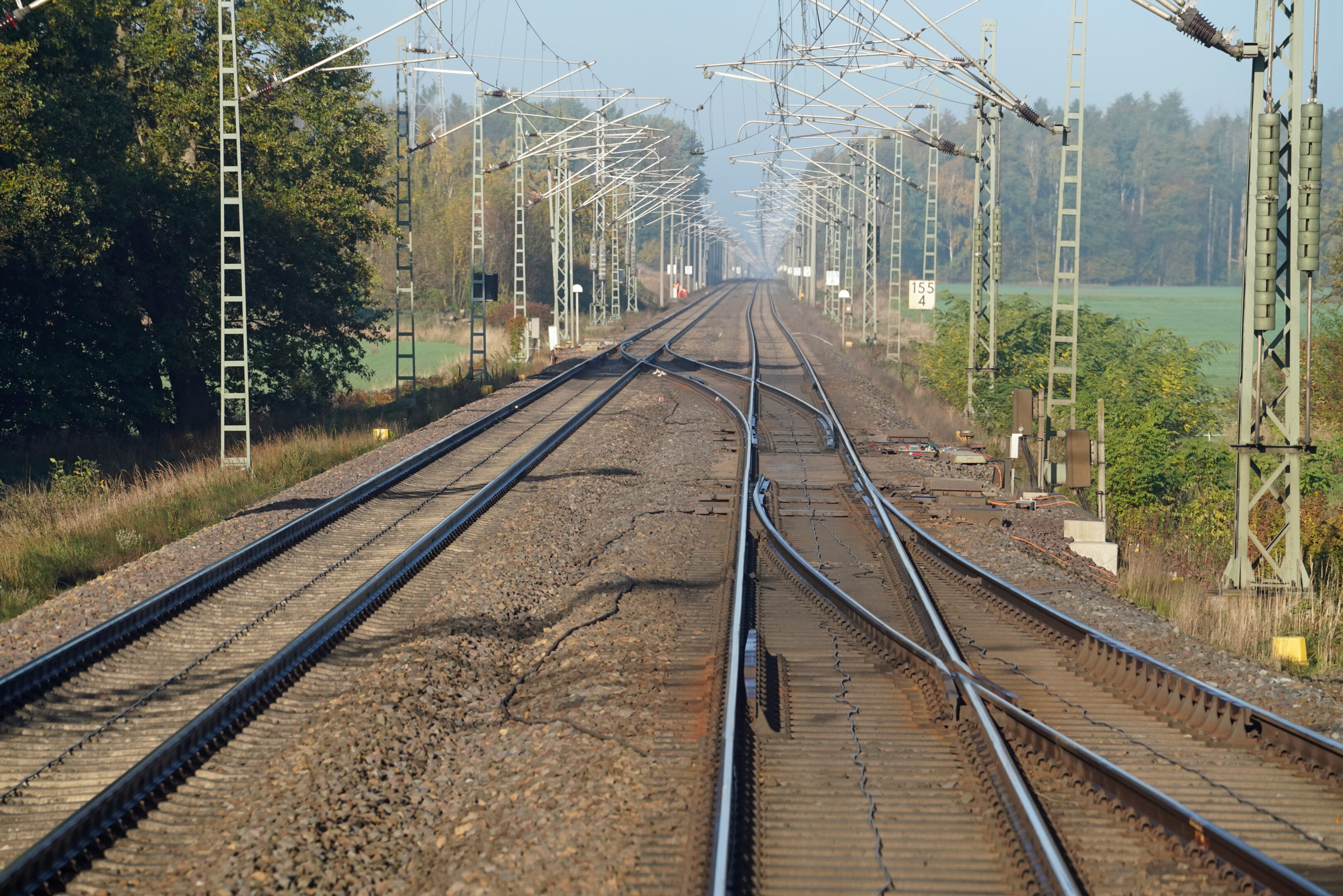 Blick aus dem Führerstand auf Gleisanlagen (Strecke 6100 Berlin - Hamburg) zwischen Wittenberge und Ludwigslust