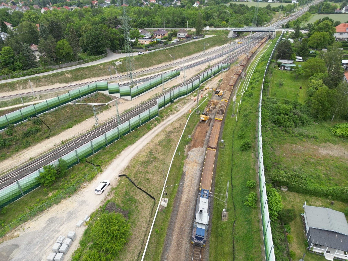 Drone image shows section of the Dresden railroad